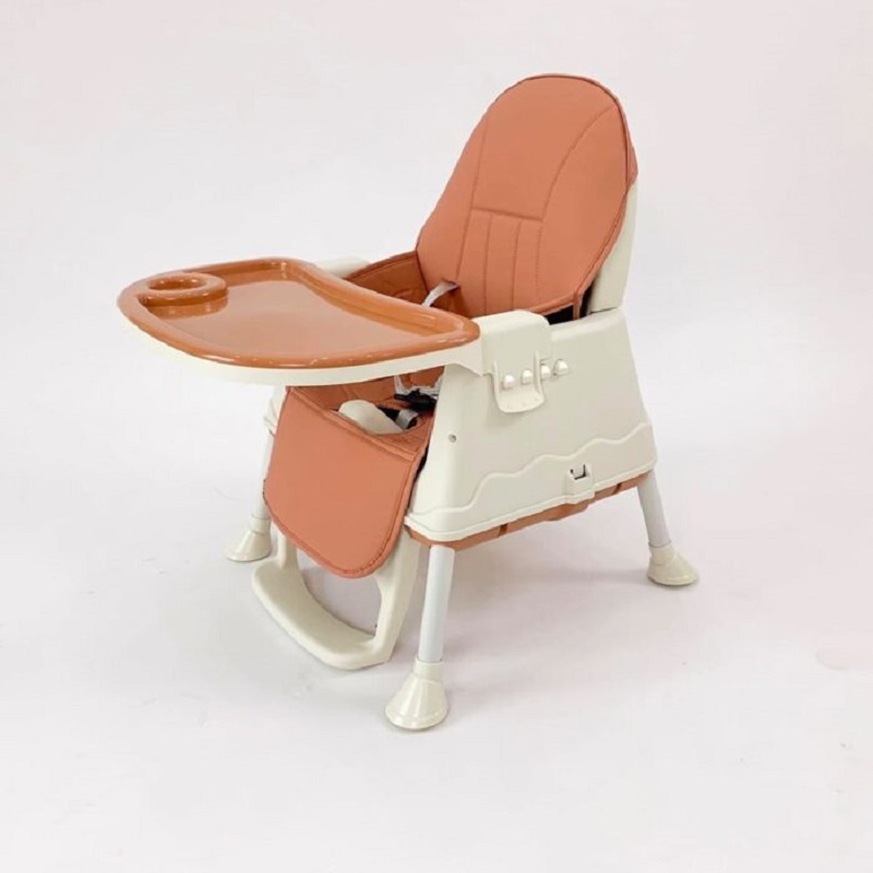 Ghế ăn dặm Hanbei có 3 dây đai. (Ảnh: Sưu tầm Internet)