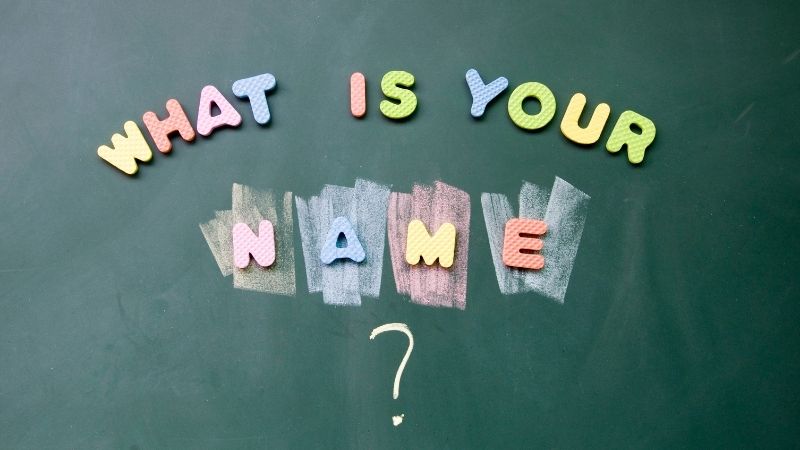 Ngữ pháp tiếng Anh lớp 1 học giao tiếp cho bé. (Ảnh: Canva.com)