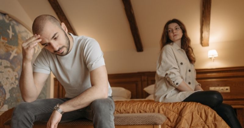 Chồng thiếu quan tâm là lý do dẫn tới trầm cảm sau sinh (Ảnh: Sưu tầm Internet)