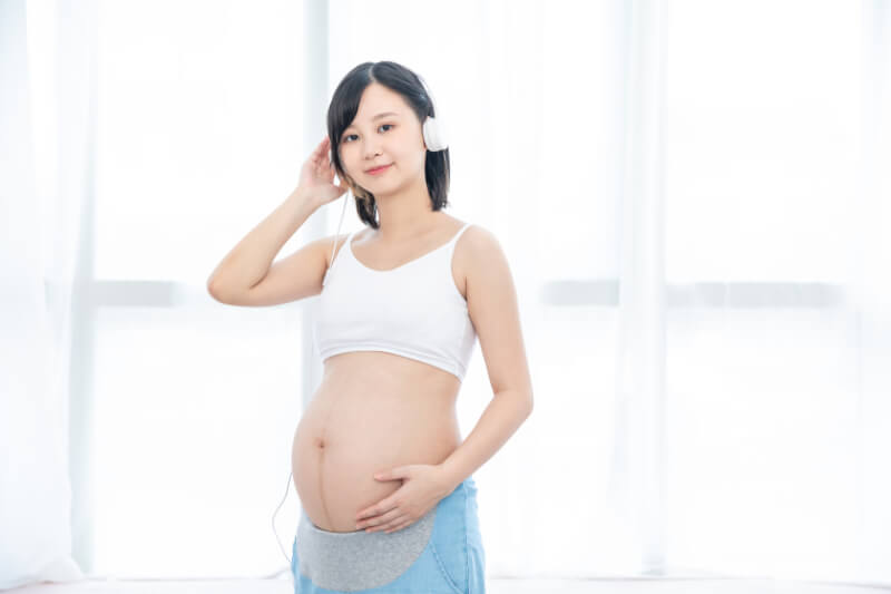 Tránh lựa chọn những bản nhạc nhanh, mạnh khi thai giáo bằng âm nhạc. (Ảnh: Sưu tầm Internet)