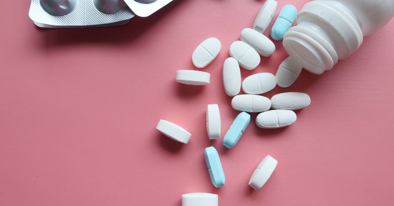 Dùng các loại kháng sinh để điều trị nhiễm trùng nông (Ảnh: Sưu tầm Internet)