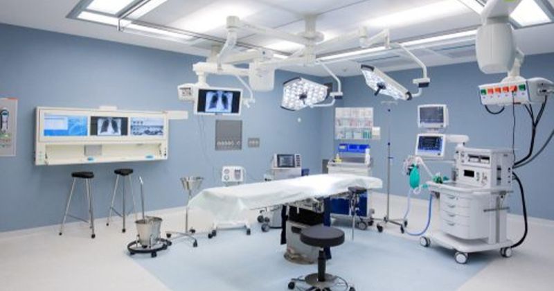 Phòng sinh cần được khử khuẩn sạch sẽ bằng dung dịch cồn chuyên dụng (Ảnh: Sưu tầm Internet)