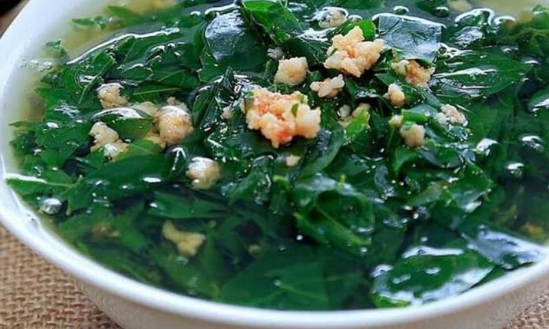 Rau ngót nấu thịt băm ngọt mát. (Nguồn: Internet