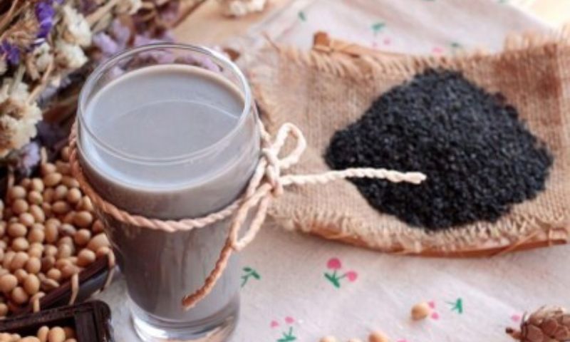 Sữa tươi mè đen. (Ảnh: Nguồn Internet)