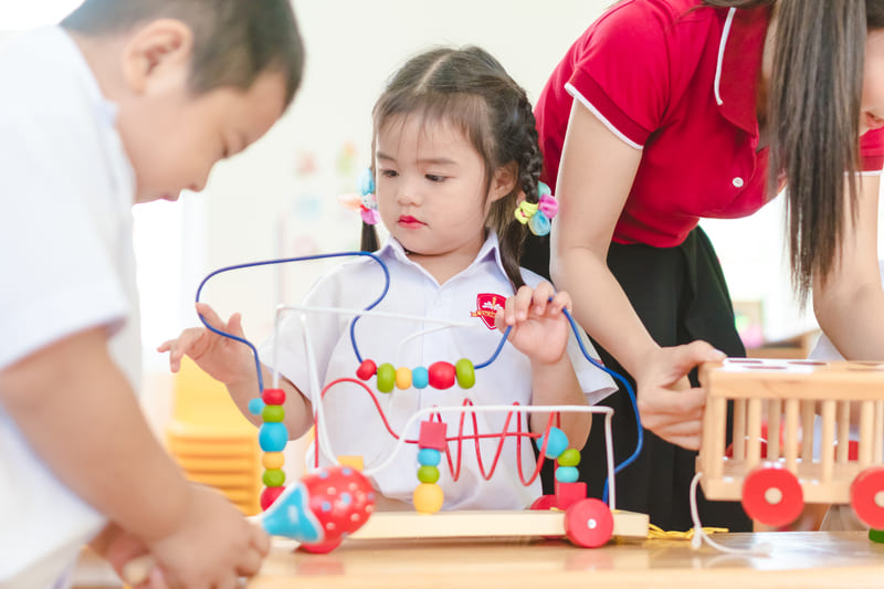 Trò chơi tư duy giúp trẻ có cơ hội rèn luyện tư duy (Nguồn: Sưu tầm internet)