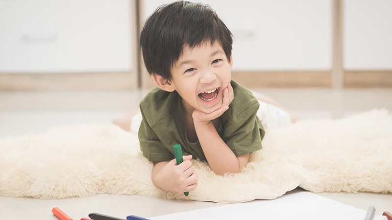 Việc phát triển nhận thức cho trẻ càng sớm, giúp bé hình thành được nhiều kỹ năng sống tốt hơn. (Ảnh: Sưu tầm internet)