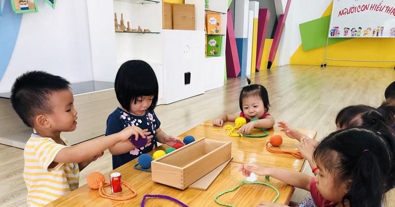 Nâng cao khả năng nhận thức của trẻ qua các hoạt động xã hội, ngoại khoá. (Ảnh: Sưu tầm internet)