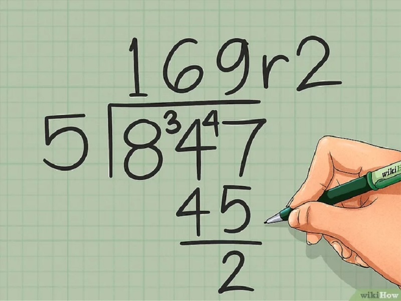 Tiếp tục lấy 47 chia 5. (Ảnh: WikiHow)