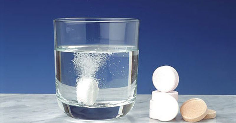 Những lưu ý khi dùng Efferalgan cho phụ nữ đang cho con bú. (Ảnh: Sưu tầm Internet)