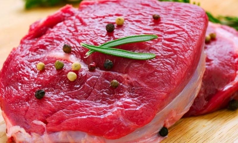 Thịt bò có thành phần chính là các protein và chất béo. (Nguồn: Internet)