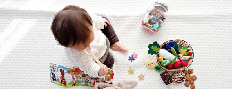 Phương pháp này còn định hướng để giúp trẻ phát triển ngôn ngữ toàn diện. (Ảnh: Sưu tầm Internet)