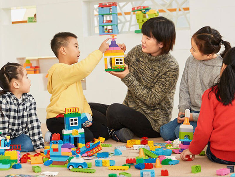 Lập trình LEGO là hoạt động giúp trẻ hiểu về lập trình STEM. (Ảnh: Sưu tầm Internet)