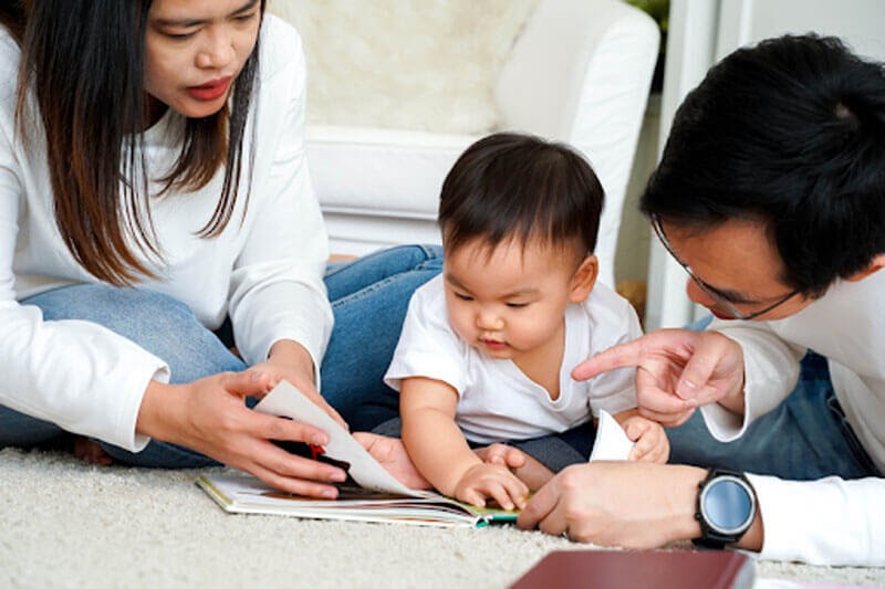 Giáo dục Giai đoạn đầu đời sẽ giúp trẻ phát triển vững chắc về sau. (Ảnh: Sưu tầm Internet)