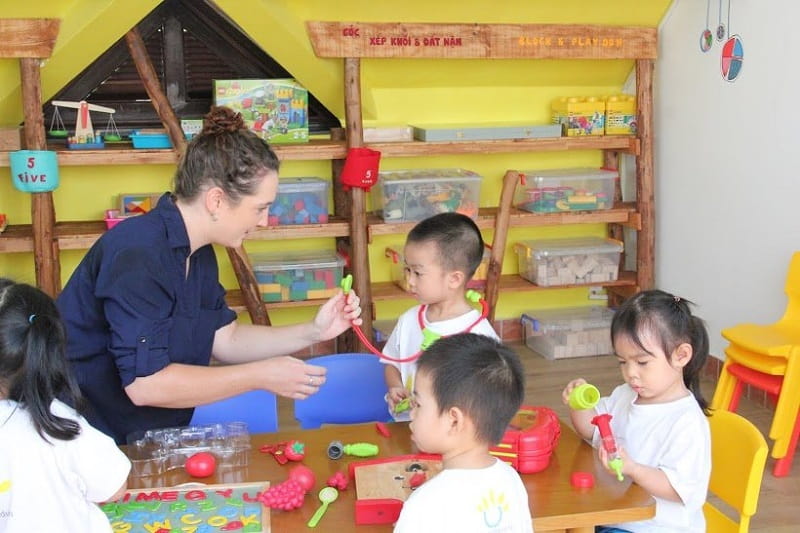 Trẻ và người lớn sẽ có nhiều sự tương tác hơn. (Ảnh: Sưu tầm Internet)