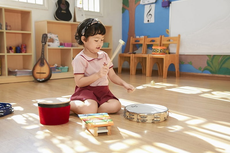 Phương pháp 1: Dạy con cảm thụ âm, phát triển thính giác. (Ảnh: Sưu tầm Internet)