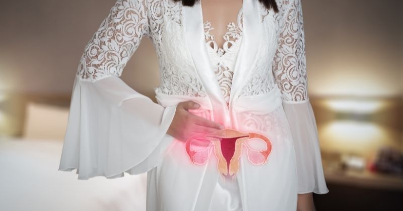 Khô âm đạo sau sinh khiến quan hệ bị ra máu (Ảnh: Sưu tầm Internet)