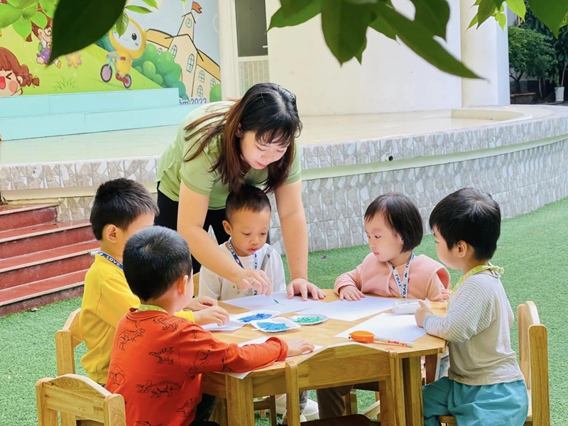 Tăng cường công tác quản lý trường mẫu giáo với những phương pháp hiện đại (Ảnh: Sưu tầm internet)