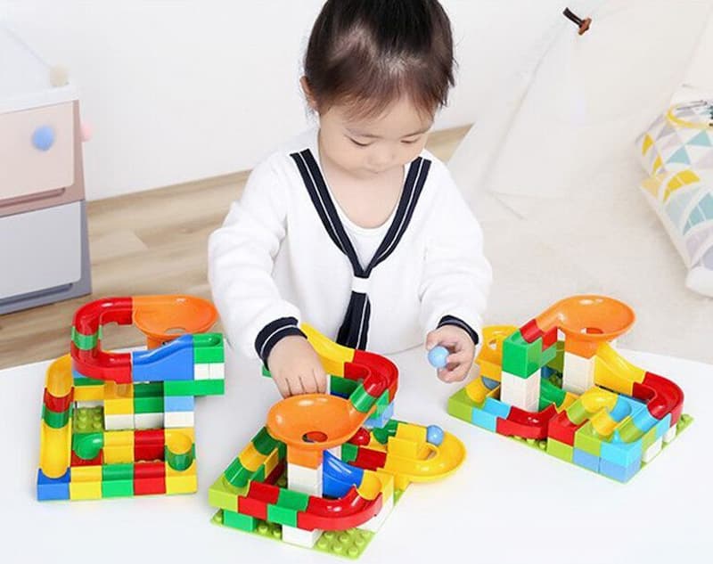 Giúp bé phát triển khả năng tư duy và giải quyết vấn đề tốt hơn. (Ảnh: Internet)