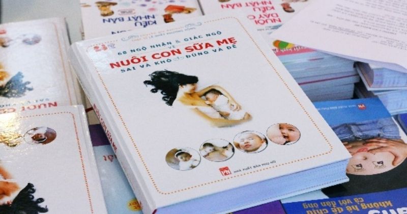 Review sách 68 ngộ nhận và giác ngộ khi nuôi con bằng sữa mẹ. (Ảnh: Sưu tầm Internet)