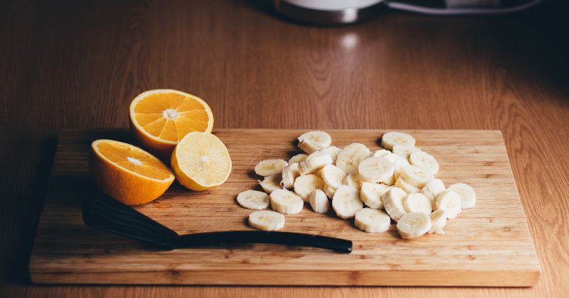 Các mẹ nên ăn chuối sau khi sinh 1 tháng (Ảnh: Sưu tầm Internet)