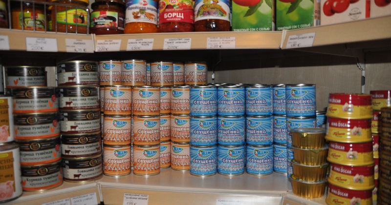 Hạn chế tối đa đồ ăn hộp (Ảnh: Sưu tầm Internet)