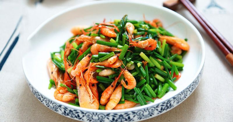 Tôm xào hẹ là món ăn cực kỳ ngon miệng, bổ dưỡng (Ảnh: Sưu tầm Internet)