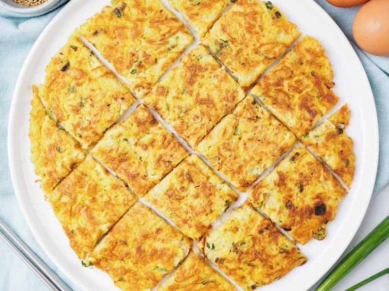 Nấm chiên trứng là món giúp cả nhà đổi vị, lạ miệng đầy đủ dưỡng chất. (Ảnh: Nguồn Internet)