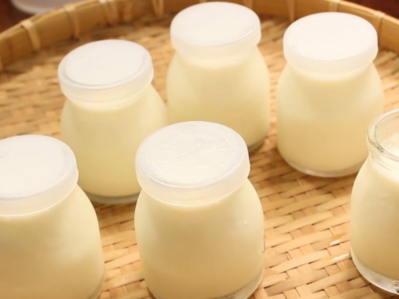  Sữa chua phô mai sẽ là món tráng miệng hấp dẫn các mẹ nên thử làm. (Ảnh: Nguồn Internet)