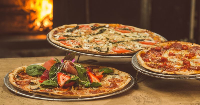 Mẹ sau sinh ăn pizza sẽ gây hại cho sức khỏe ( Ảnh: Sưu tầm Internet)