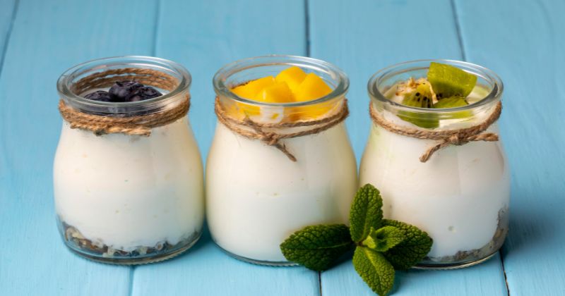 Mẹ sau sinh có thể ăn sữa chua. (Ảnh: Sưu tầm Internet)