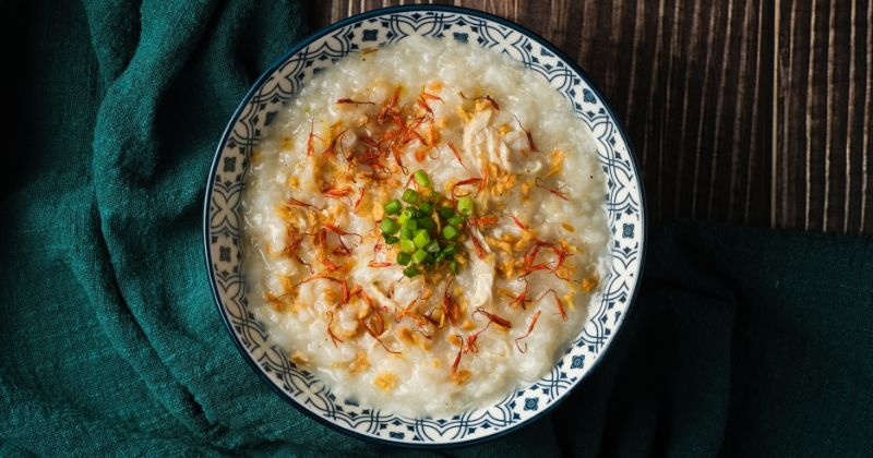 Cháo yến mạch nấu tôm rất bổ dưỡng (Ảnh: Sưu tầm Internet)