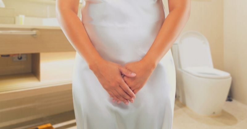 Mẹ nên vệ sinh vùng kín sạch sẽ mỗi ngày (Ảnh: Sưu tầm Internet)