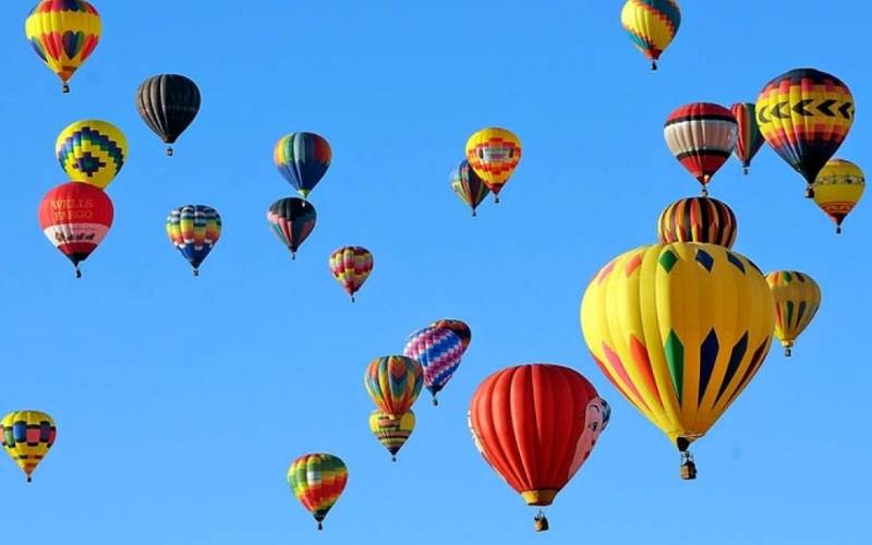 Ứng dụng sự nở vì nhiệt của chất khí vào khinh khí cầu. (Ảnh: Sưu tầm Internet)