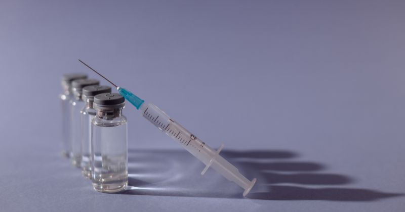 Tác dụng phụ của thuốc gây tê, mê khiến mẹ bị táo bón (Ảnh: Sưu tầm Internet)