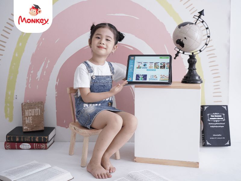 Bé Mộc Miên - Học viên tiêu biểu Monkey Stories. (Ảnh: Monkey)