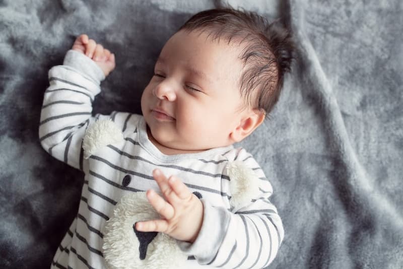 Bạn nên đặt tên con theo nhóm ý nghĩa (Ảnh: sưu tầm internet)