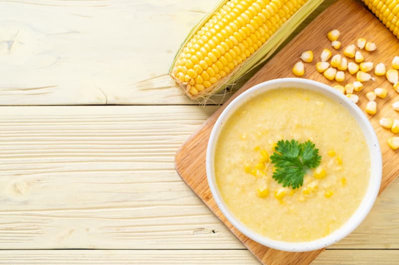 Bột ngô ăn dặm cho bé. (Ảnh: sưu tầm internet)