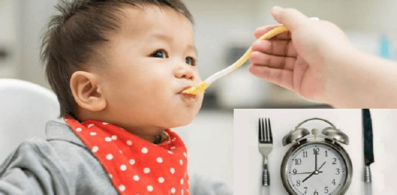 Mẹ hãy xây dựng một thời gian biểu cho con thật phù hợp. (Ảnh: Sưu tầm Internet)