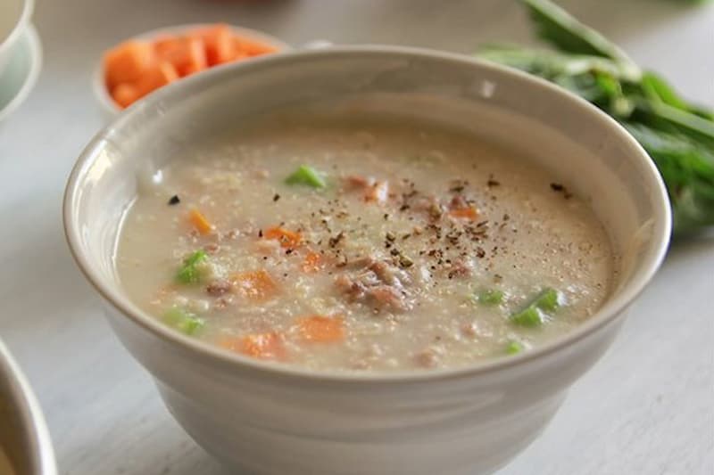 Món cháo yến mạch bổ dưỡng dễ làm. (Ảnh: sưu tầm internet)