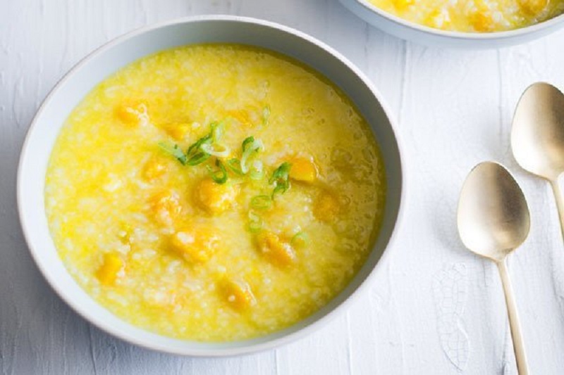 Cháo thịt lợn băm và rau củ xay (Ảnh: Sưu tầm Internet)