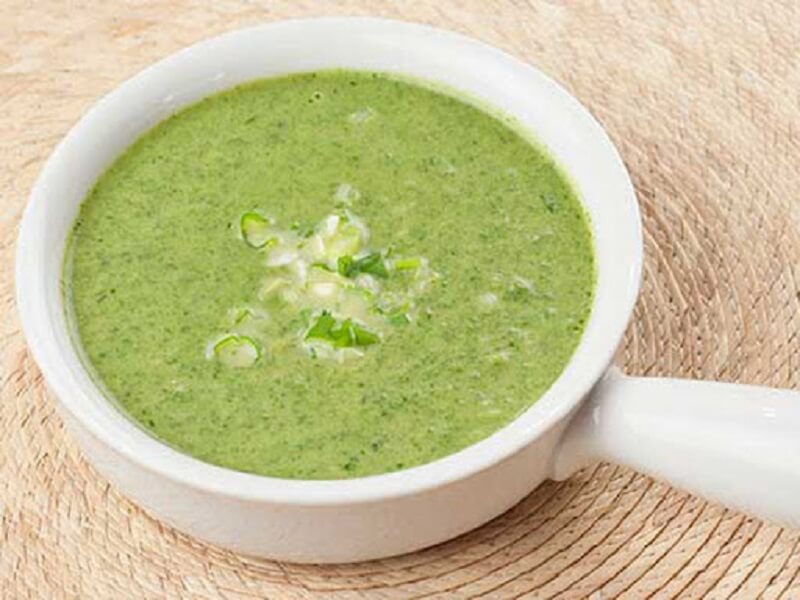 Cháo tôm nấu cải bó xôi. (Ảnh: Sưu tầm Internet)