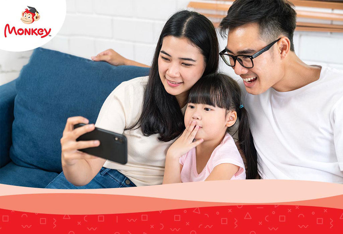 Bố mẹ thanh toán bằng hình thức chuyển khoản