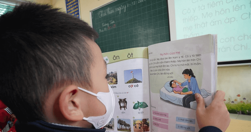 Việc bé phát âm chuẩn khi học tiếng Việt rất quan trọng. (Ảnh: Sưu tầm internet)