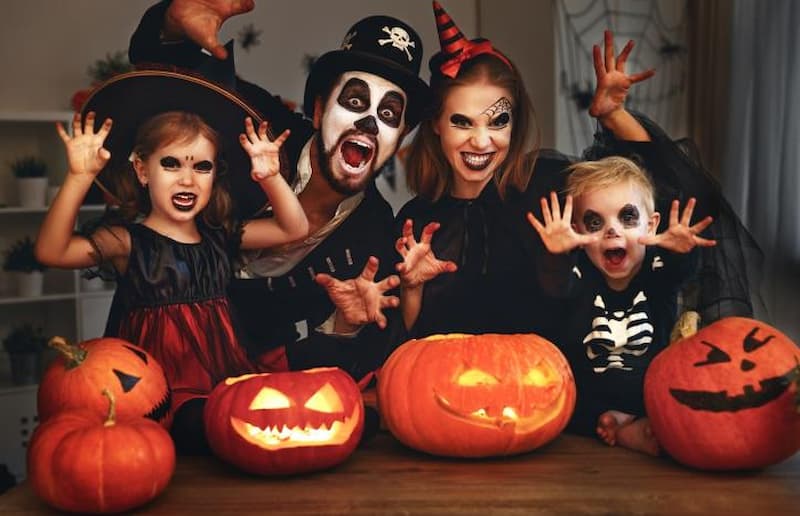 Các bước chuẩn bị Halloween cho bé chu đáo. (Ảnh: sưu tầm internet)