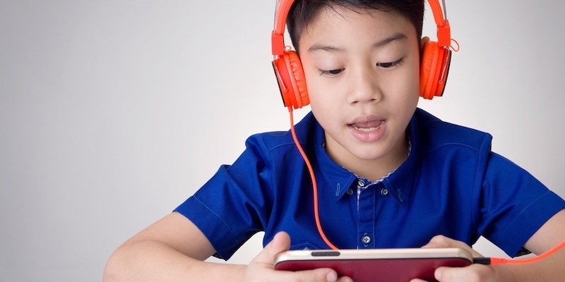 Các file luyện nghe tiếng Anh cho trẻ em mp3 thực sự đem lại rất nhiều hữu ích cho bé. (Ảnh: Sưu tầm Internet)