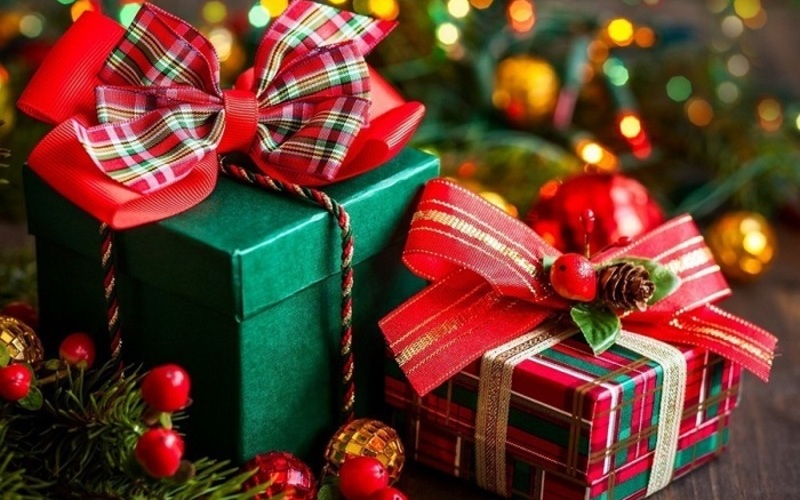 Merry Christmas from our family to yours. (Ảnh: Sưu tầm Internet)