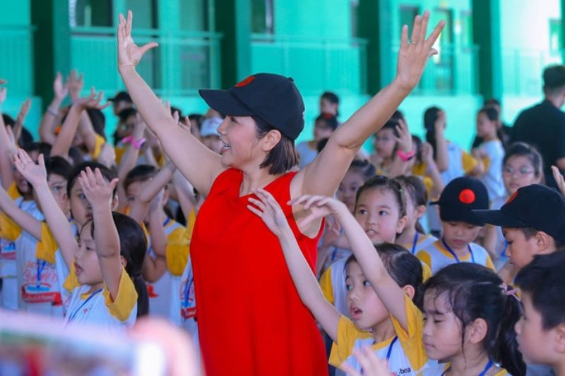 Dưới sự hướng dẫn của các giảng viên, trẻ học được rất nhiều điều qua các hoạt động của trại hè âm nhạc. (Ảnh: Sưu tầm Internet)