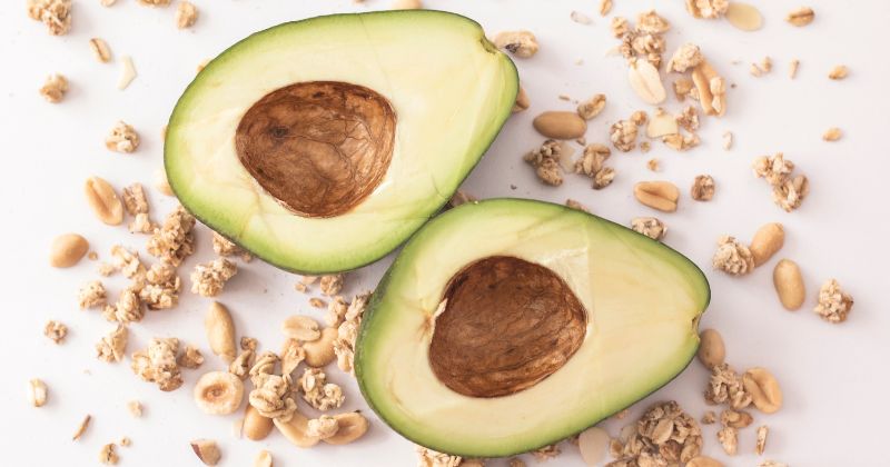 Bơ chứa nhiều Magie tốt cho người bị trầm cảm sau sinh (Ảnh: Sưu tầm Internet)