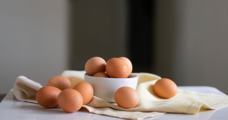 Trứng gà có nhiều acid amin, protein tốt cho sức khỏe (Ảnh: Sưu tầm Internet)