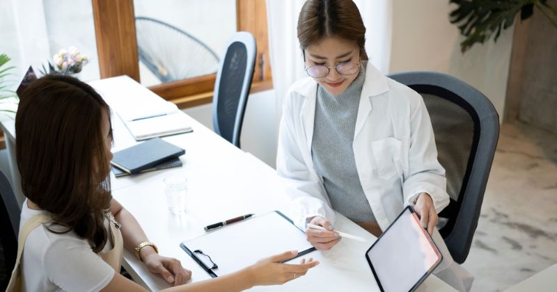 Chia sẻ, cởi mở với người khác là điều cực kỳ quan trọng (Ảnh: Sưu tầm Internet)